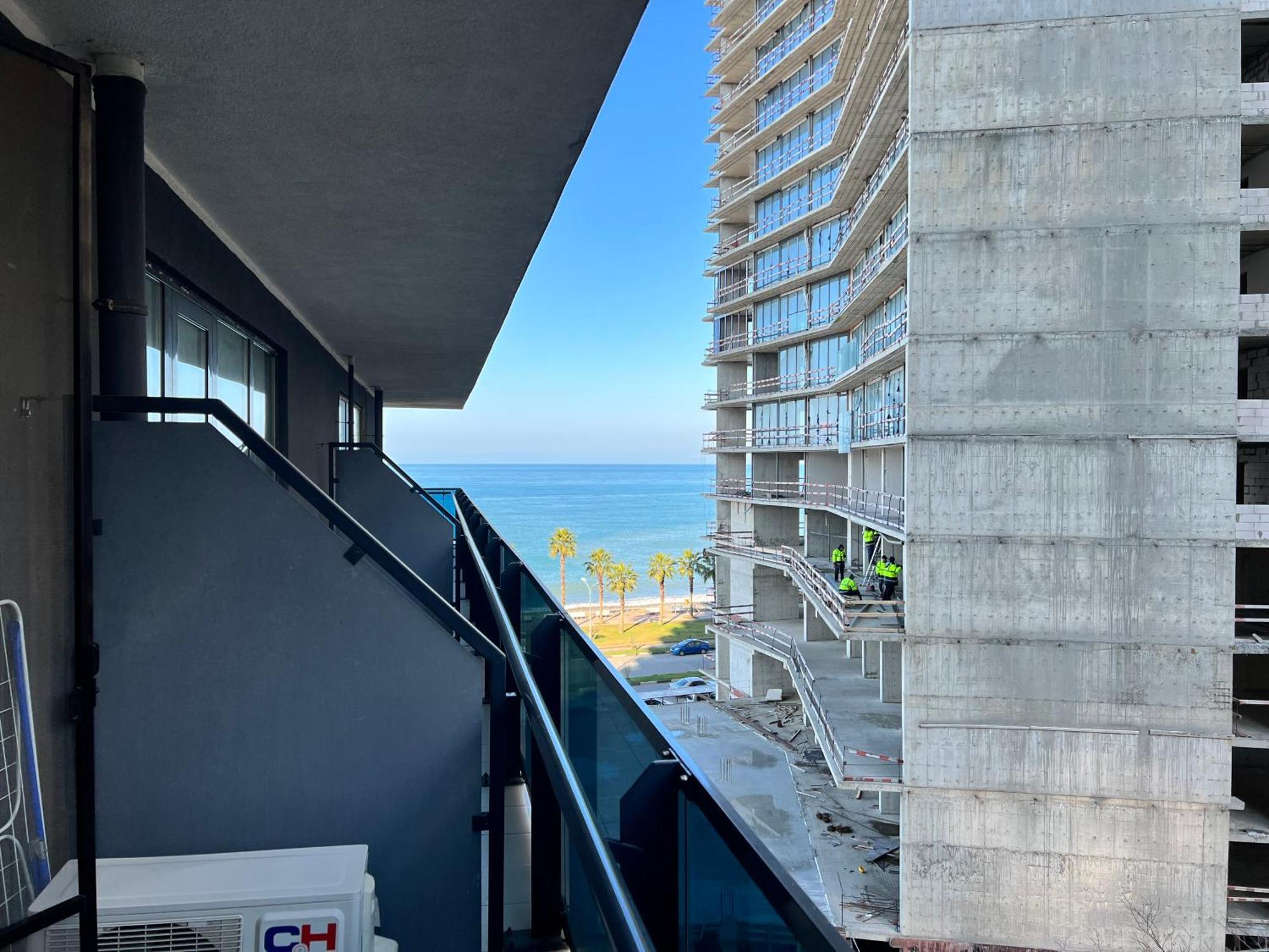 Orbi Beach Tower Aparts Batumi Exterior photo