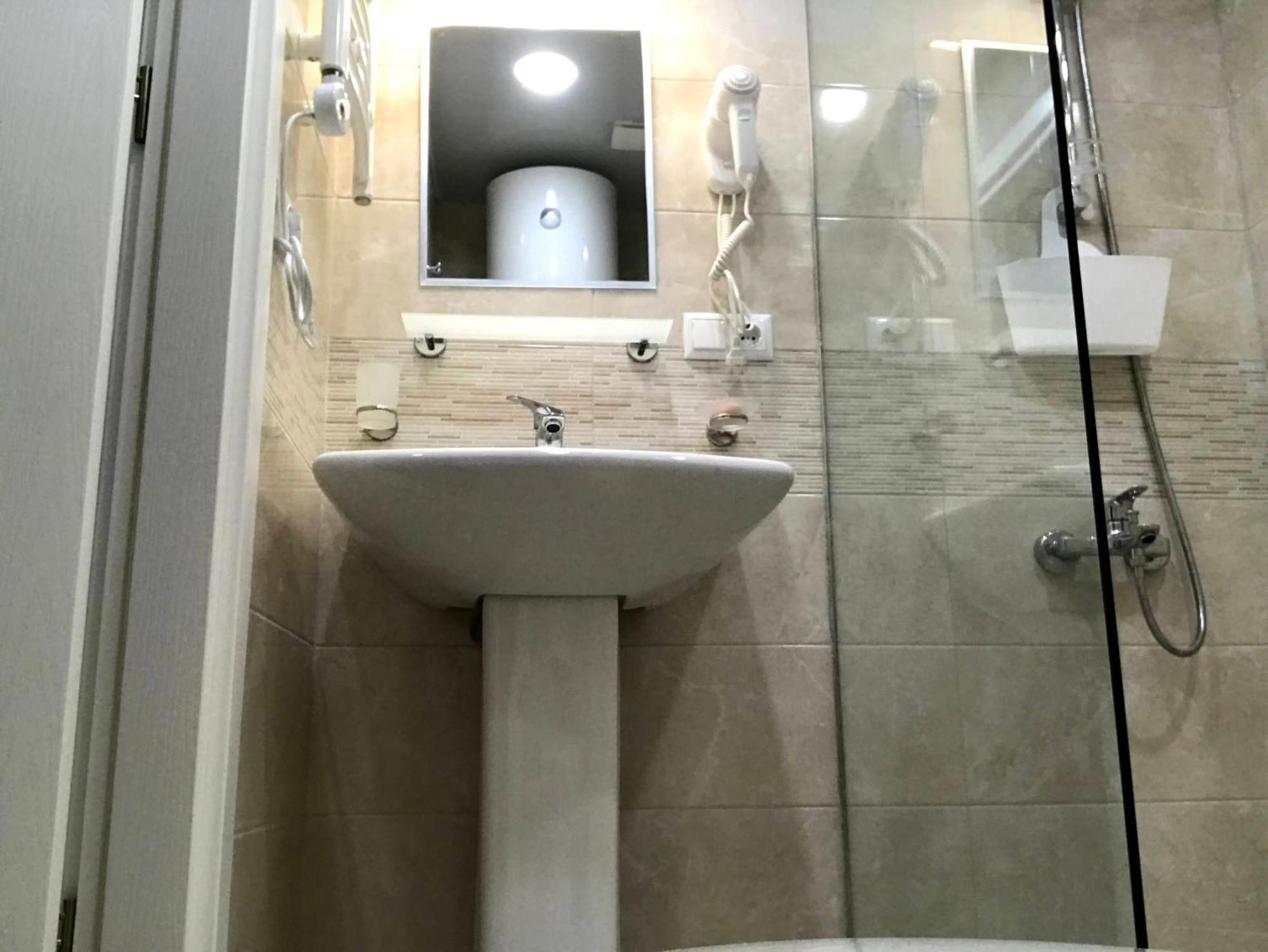 Orbi Beach Tower Aparts Batumi Exterior photo