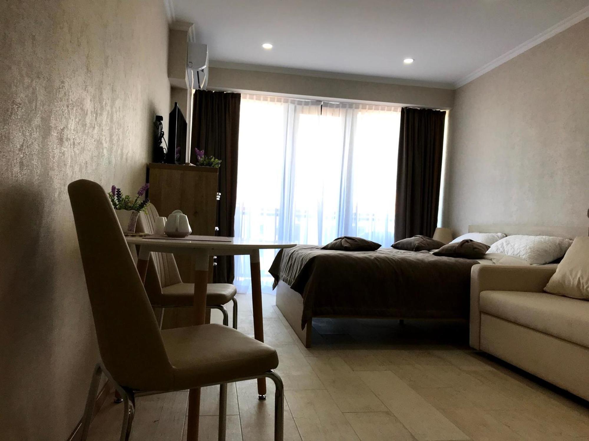 Orbi Beach Tower Aparts Batumi Exterior photo