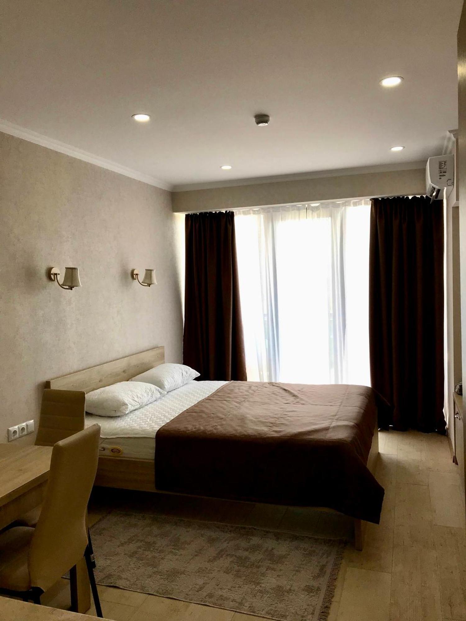 Orbi Beach Tower Aparts Batumi Exterior photo