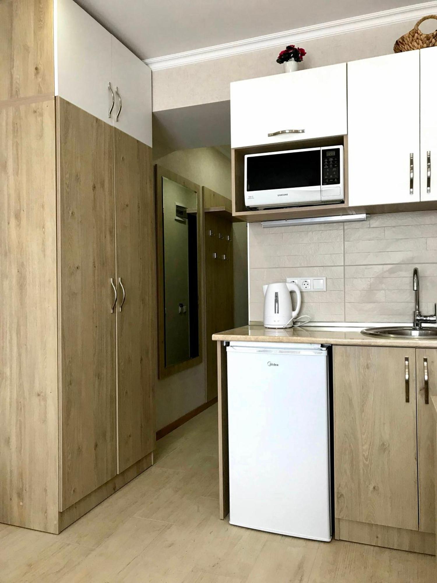 Orbi Beach Tower Aparts Batumi Exterior photo