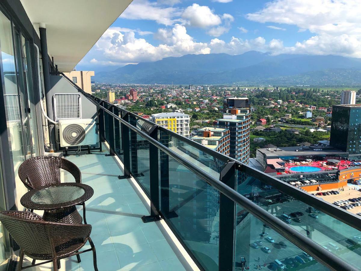 Orbi Beach Tower Aparts Batumi Exterior photo